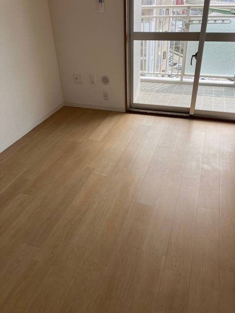 ルネシティ新在家南町２ＤＫの洋室|落ち着いた色調の洋室です