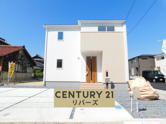 津島市愛宕町５丁目の新築一戸建の前面道路含む現地写真|☆５号棟☆　　ラスト１棟！！いつでもご案内出来ます♪（お問合せ当日、平日、水曜、夜間でもＯＫ）　敷地５４．２７坪！　駐車並列３台ＯＫ！　広々庭付き♪　続き間ＬＤＫ２２．２５帖♪　2階全居室ＷＩＣ完備！