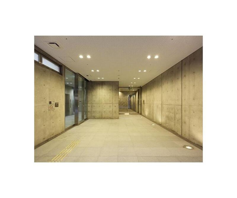 船場ミッドキューブのエントランス