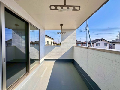 【バルコニー】