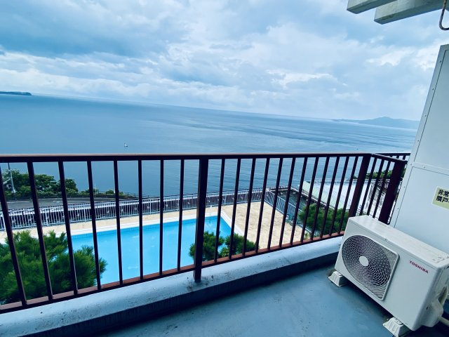 マンション南熱海のバルコニー