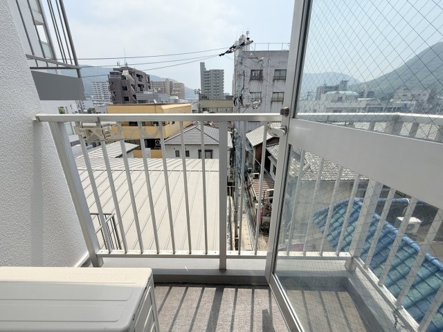 【バルコニー】