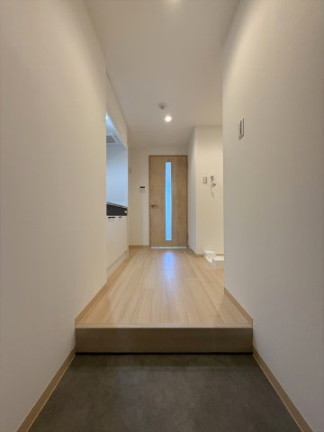 【玄関】