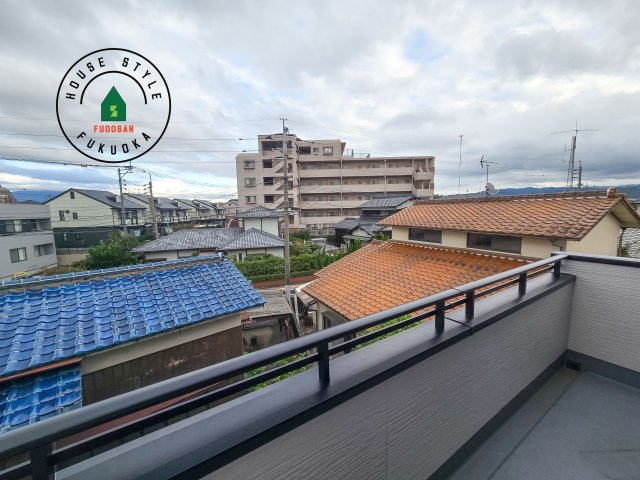 春日市須玖南6丁目第2-2棟(1号棟)の展望|窓から緑が見える物件も魅力的です。