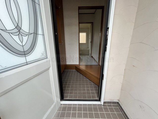 【玄関】 | 谷原貸家