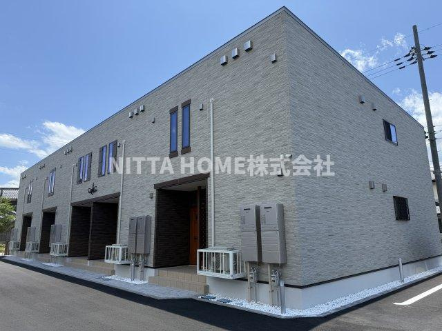 ナタリス　ウィータの外観|即入居可能◎宅配ＢＯＸや外部物置、太陽光発電システムなど搭載★