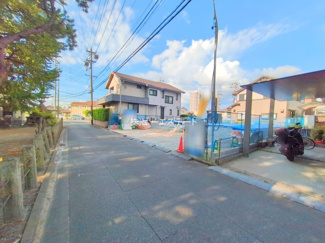 【前面道路含む現地写真】