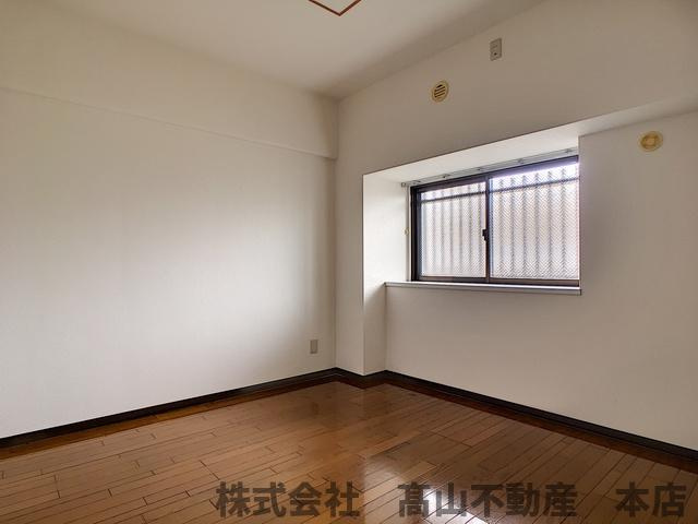 グレースコートの洋室