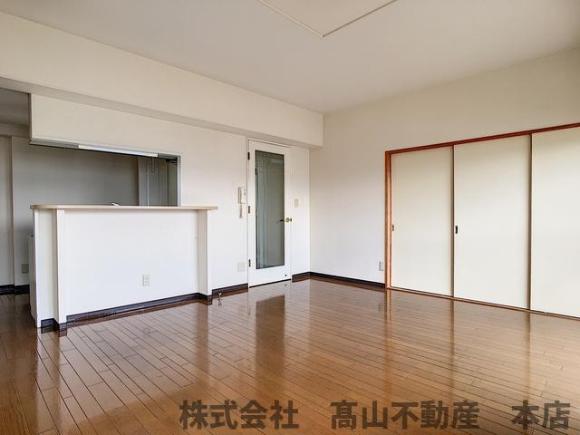 グレースコートの居間・リビング