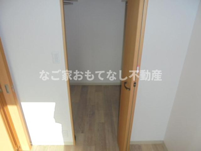 【収納】 | ルチアーノ | ※写真は別号室です