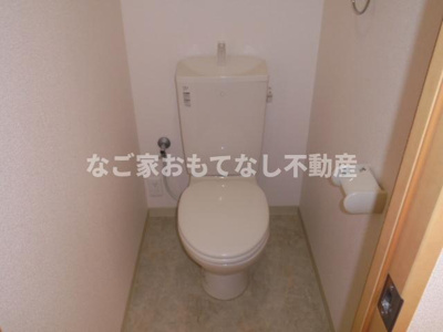 【トイレ】 | ルチアーノ | ※写真は別号室です