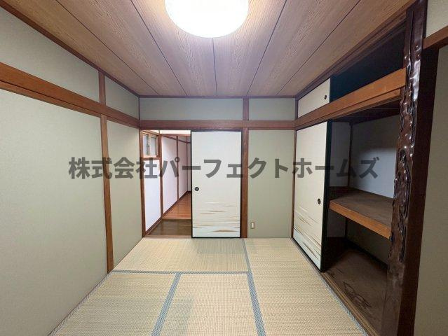 岡東町戸建　賃貸の和室|和室、ちょっとしたくつろぎスペースにいかがでしょうか