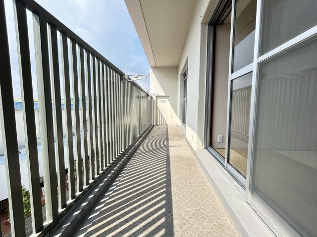 ◆室内リフォーム済み◆地下鉄東野駅徒歩３分◆スーパー徒歩１分◆進和山科ハイライフのバルコニー|バルコニー