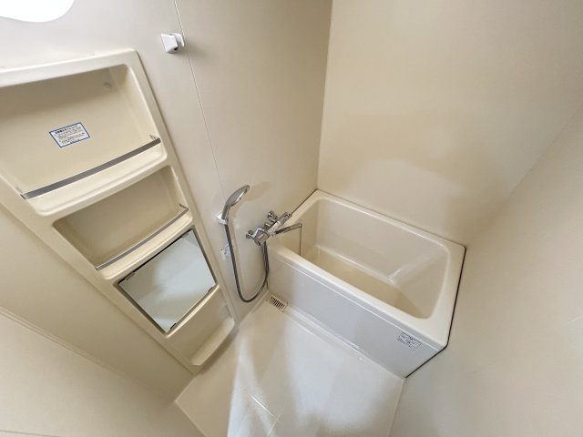 ◆室内リフォーム済み◆地下鉄東野駅徒歩３分◆スーパー徒歩１分◆進和山科ハイライフの浴室|浴室