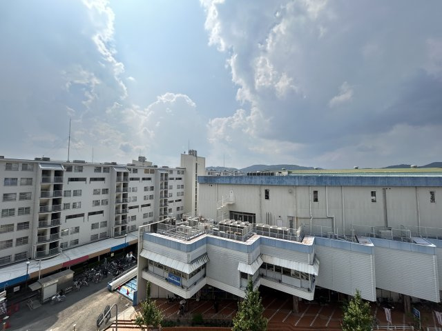 ◆室内リフォーム済み◆地下鉄東野駅徒歩３分◆スーパー徒歩１分◆進和山科ハイライフの展望|物件からの展望