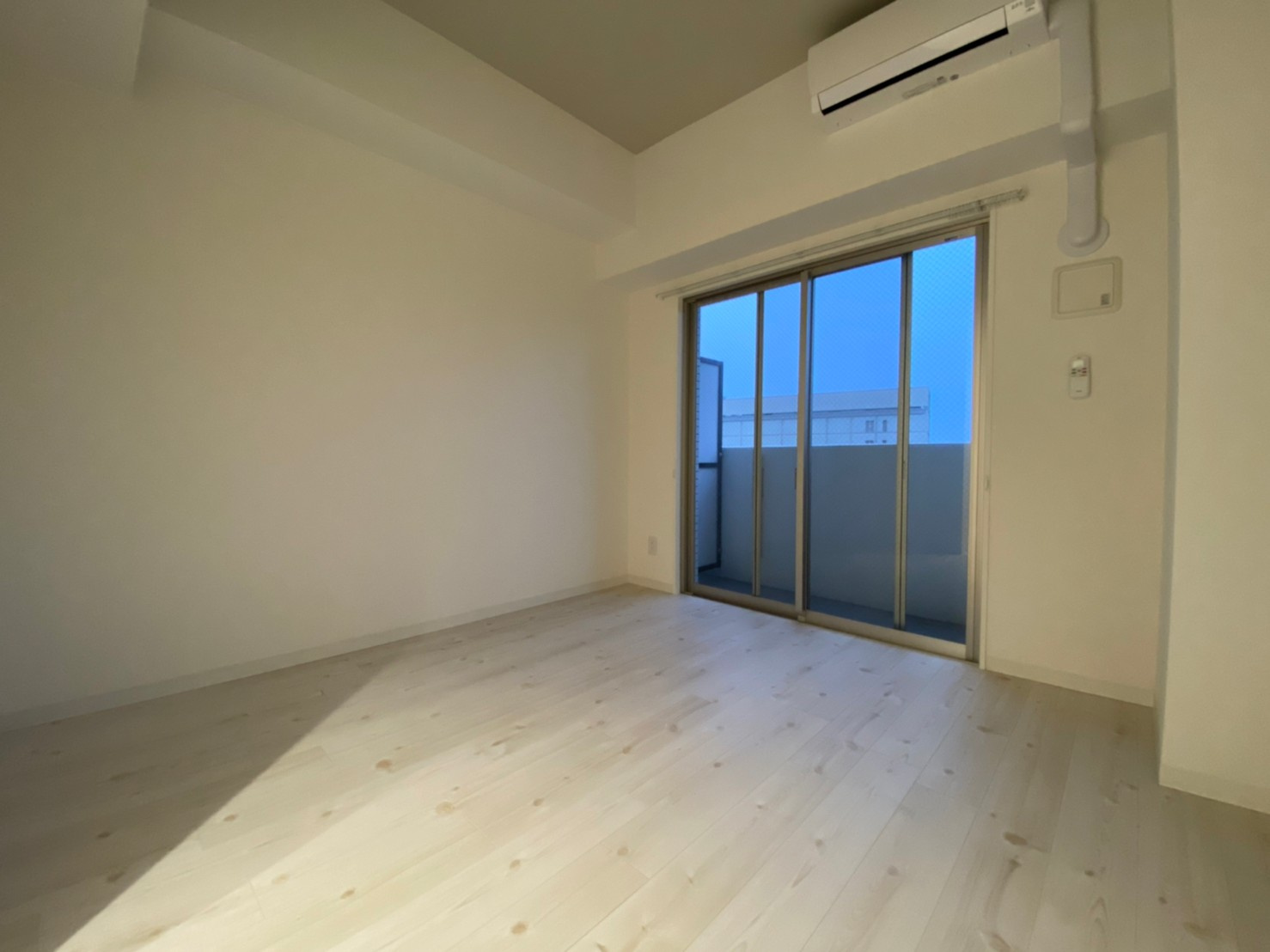 PULCHRA OZONE(プルクラ大曽根)　名古屋市賃貸　仲介手数料無料の居間・リビング