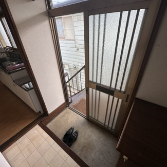 チセイハウスＡの玄関