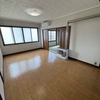 チセイハウスＡの居間・リビング