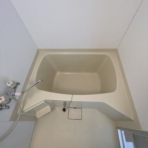 コーポサンエスの浴室