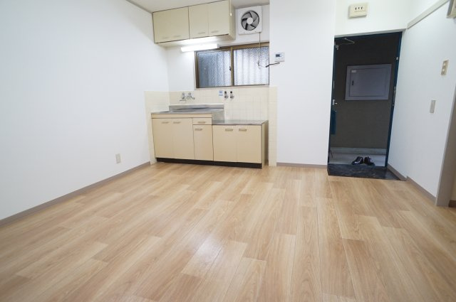 グレイスマンション3番館の居間・リビング