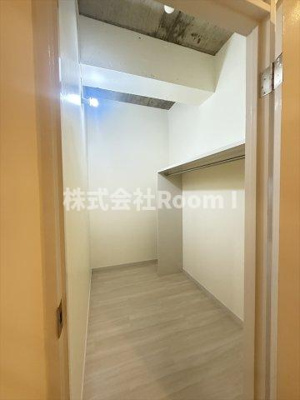 【収納】 | トウセン本町橋ビル | たっぷりとした収納スペースです