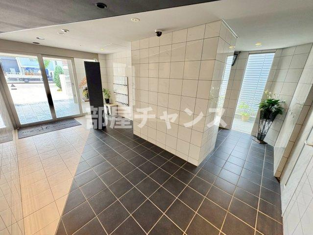 ロイヤルピジョン ライズのロビー