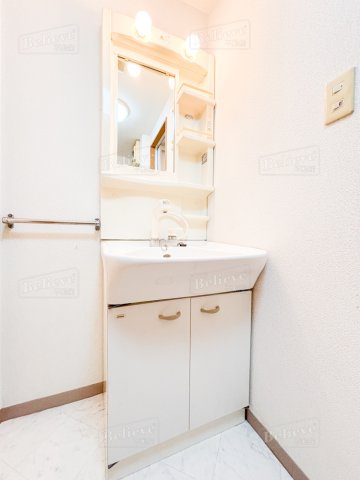 メープルコートⅠの洗面所|綺麗な洗面所です☆