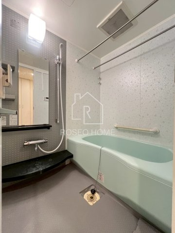 ポートヴィラ靭公園の浴室