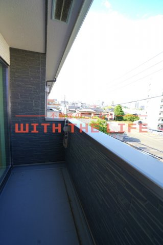 Benesta久留米（べネスタ久留米）【キャッシュバック対象物件】のバルコニー|バルコニーからの眺めを楽しみながら食事をしませんか