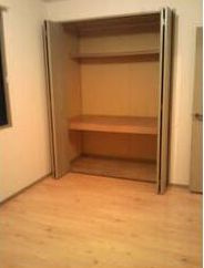 さいたま市緑区馬場１丁目のハイツの収納