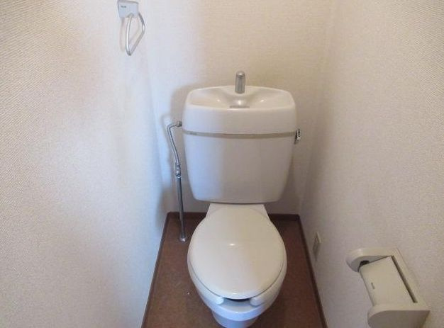 さいたま市緑区馬場１丁目のハイツのトイレ