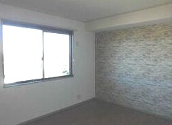 さいたま市緑区馬場１丁目のハイツの洋室