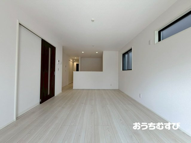 名東区高社1116(残1棟)の前面道路含む現地写真