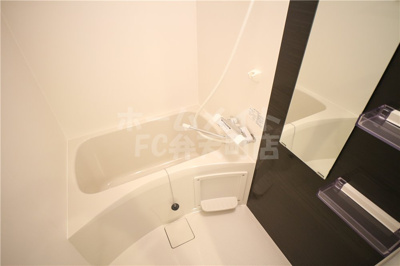 【浴室】 | エグゼ大阪ドーム | 落ち着いた空間のお風呂です