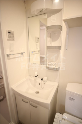 【洗面所】 | エグゼ大阪ドーム | 使いやすい洗面所です