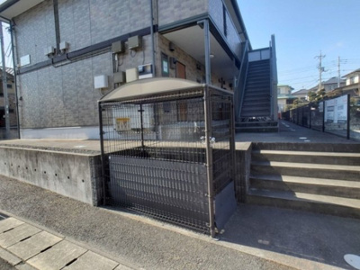 【エントランス】 | ソレアードＡ | エントランス（敷地内アパート専用ゴミステーション）