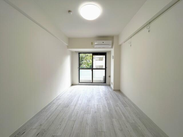 写真は別部屋のものとなります。