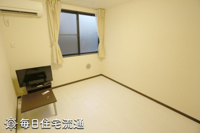 【洋室】 | メゾンアンソレイエ