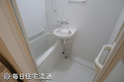 【浴室】 | メゾンアンソレイエ