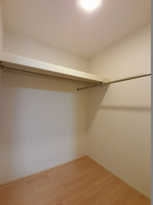 【洋室】 | パルティール | 洋室・収納