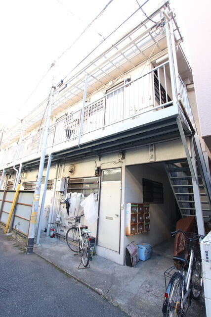 荒川区東日暮里3丁目のアパートの画像