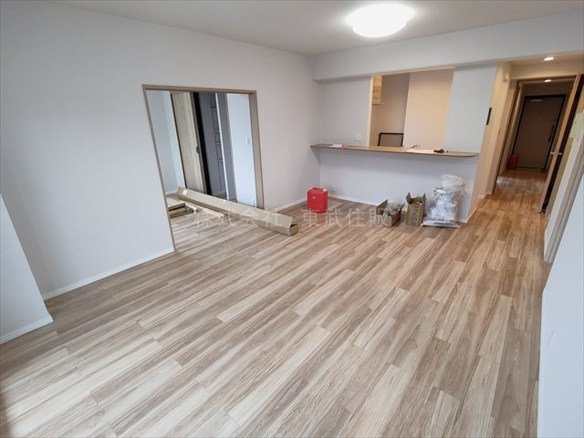 【居間・リビング】の画像