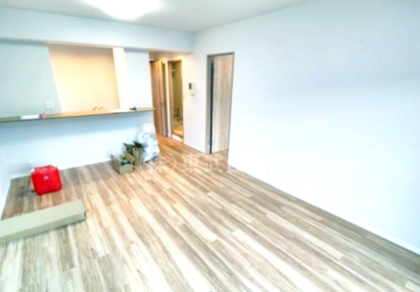 【居間・リビング】の画像