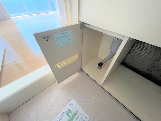 キッチン下の収納あり♪