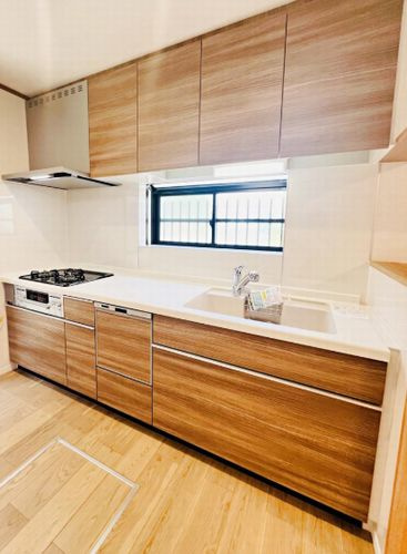 【キッチン】 | 【仲介手数料０円】厚木市上荻野　中古一戸建て | 厚木市上荻野　中古一戸建て