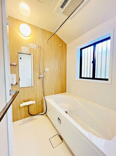 【浴室】 | 【仲介手数料０円】厚木市上荻野　中古一戸建て | 厚木市上荻野　中古一戸建て