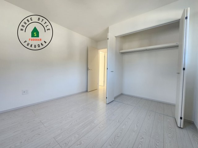 糟屋郡宇美町宇美東2丁目第6-2棟(1号棟)の洋室|落ち着いた色調の洋室です。