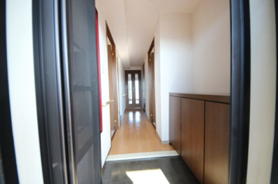 【玄関】 | レークパレス大津堅田 | 玄関からの見た目