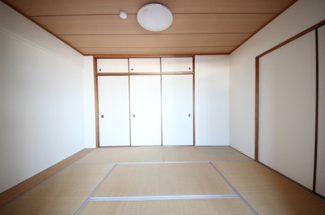 【和室】 | レークパレス大津堅田 | 南側和室、別角度