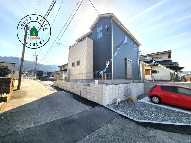糟屋郡宇美町宇美東2丁目第6-2棟(2号棟)の前面道路含む現地写真|見学の時間などお気軽にお問い合わせ下さい。